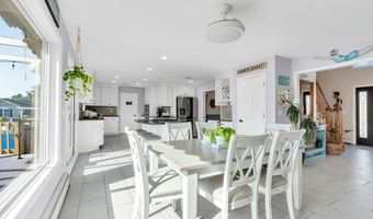 20 Dune Dr, Bayville, NJ 08721