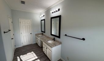 242 Arthur Kirk Rd, Beebe, AR 72012