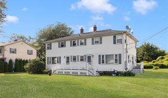 9 Chestnut Hill Rd B, Middletown, RI 02842