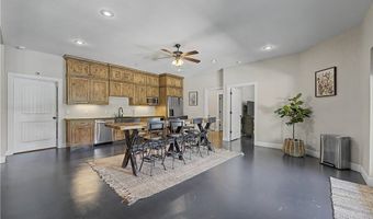 8424 Preston Trl, Bentonville, AR 72712