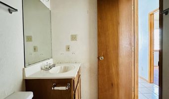 10296 Ron St, Socorro, TX 79927