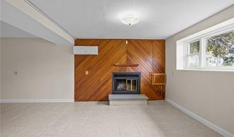 175 Florida Ave, Cranston, RI 02920