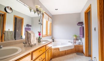 4161 NE 88th St, Altoona, IA 50009