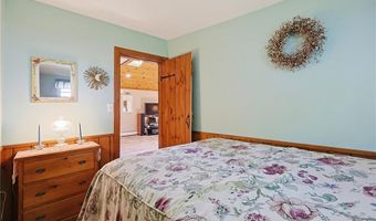 12 Lesieur Ln, Burrillville, RI 02859