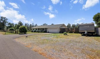7102 Bohn Blvd, Anderson, CA 96007