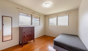 98-1383 Akaaka St, Aiea, HI 96701