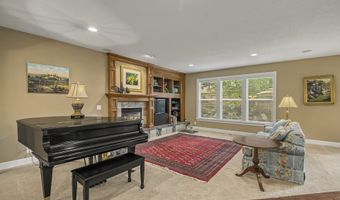 13090 SW MADISON Ct, Beaverton, OR 97008