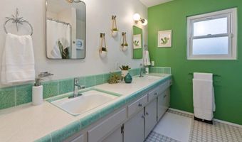 1920 Bernardo, Escondido, CA 92025