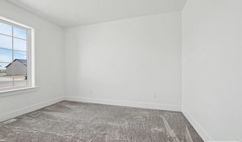 3148 Elixir Rd, Ammon, ID 83406
