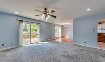 292 Brightfield Dr, Ballwin, MO 63021