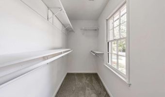 4929 Willow Crk, Woodstock, GA 30188