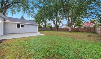 527 Harrison St, Anoka, MN 55303