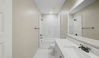 423 Indian Creek Cir, Adel, GA 31620