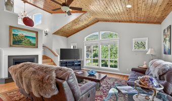 1601 Frank Hill Rd, Ashland, OR 97520