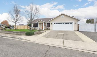 1188 Wedgewood Dr, Central Point, OR 97502