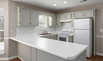 132 KING JAMES Ct, Alabaster, AL 35007
