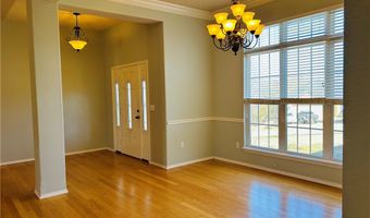 15 Mills Dr, Bella Vista, AR 72714