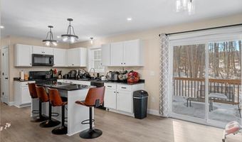28 Murray Rd, Ashburnham, MA 01430