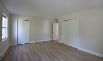 89 Knollwood Dr 89, Bethel, CT 06801