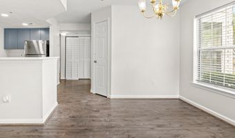 10401 BEACON RIDGE Dr 8-101, Bowie, MD 20721