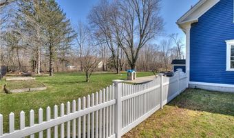 499 Seven Mile Rd, Cranston, RI 02831
