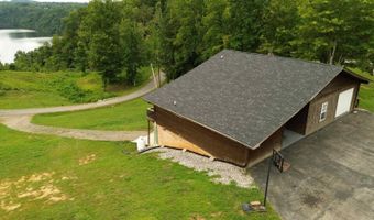 263 W Taxiway Dr, Albany, KY 42602