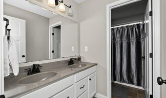 7797 Promontory Dr, Alexandria, KY 41001