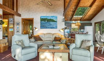 120 Big Barndoor Is, Alton, NH 03810