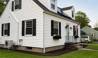 625 Mendon Rd, Cumberland, RI 02864