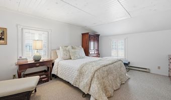 26 Westbrook Rd, Worcester, MA 01602