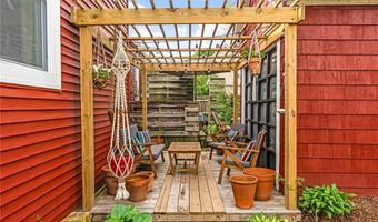 5 Dennis Ave, Cranston, RI 02905