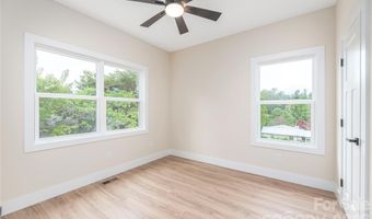 33 Elkwood Ave, Asheville, NC 28804