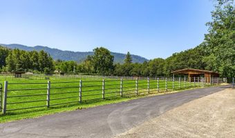 550 Crowson Rd, Ashland, OR 97520