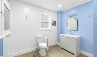 719 E 7th St, Auburn, IN 46706