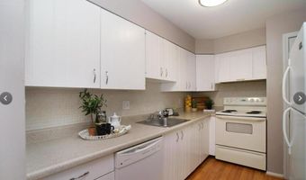 160 Cumberland Park Ct G, Ballwin, MO 63011