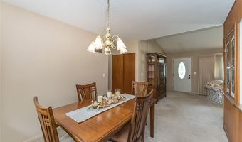 737 Smith Dr, Ballwin, MO 63011