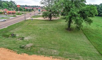 624 Highway 6, Batesville, MS 38606