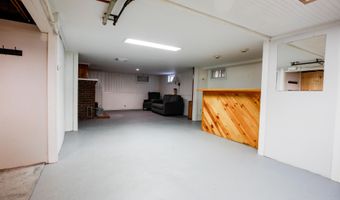 671 Essex St, Bangor, ME 04401