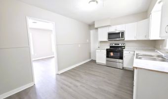 1703 State St, Biloxi, MS 39531