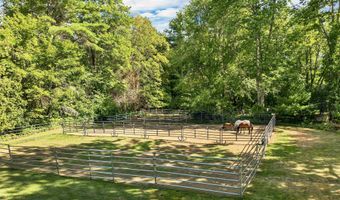 52 Lyford Rd, Brookfield, NH 03872