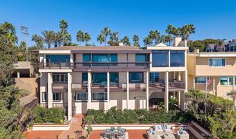 2977 Ocean St, Carlsbad, CA 92008