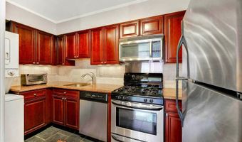 1245 NW 13TH St NW 313, Washington, DC 20005