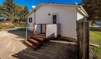 105 S Dubuque St, Albion, IA 50005