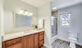 1523 N Patton Ave, Arlington Heights, IL 60004