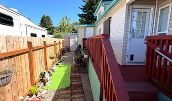 16117 HIGHWAY 101 76, Brookings, OR 97415