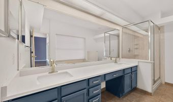 7804 Oakland Ave NE, Albuquerque, NM 87122