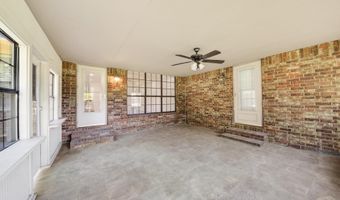 2101 Kamak Dr, Beebe, AR 72012
