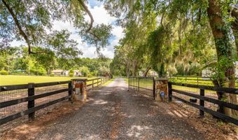 2735 NE 127TH Pl, Anthony, FL 32617