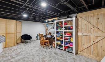 61 Harlem St, East Providence, RI 02916