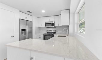 504 RED MANGROVE Ln, Apollo Beach, FL 33572